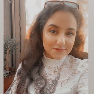 Meet your Posher, Hafsah